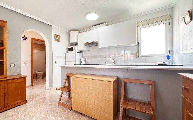 Resale - Bungalow -
Torrevieja - Costa Blanca
