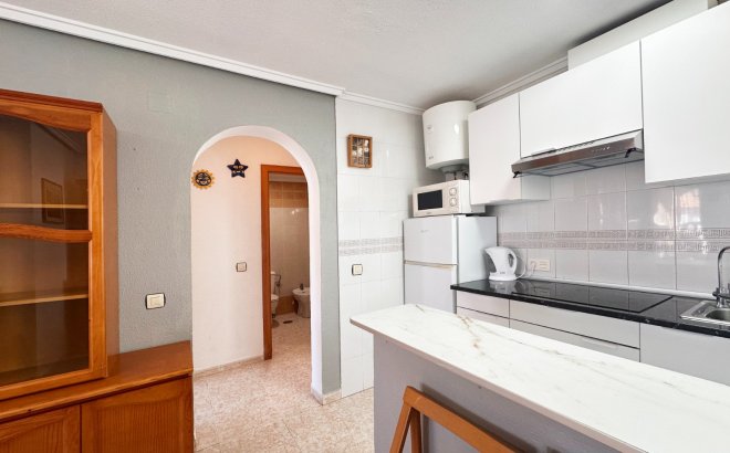 Resale - Bungalow -
Torrevieja - Costa Blanca