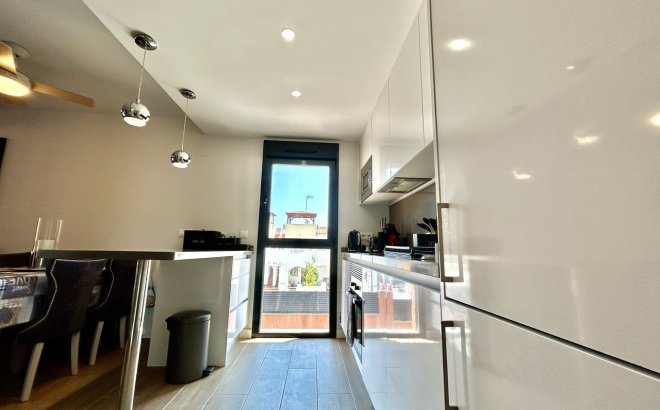 Resale - Apartment -
Villamartin - Costa Blanca