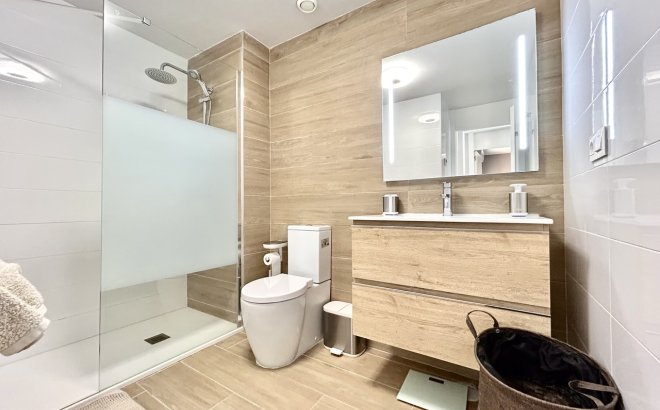 Resale - Apartment -
Villamartin - Costa Blanca