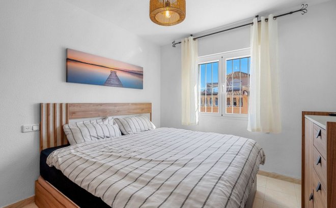 Resale - Bungalow -
Torrevieja - Los Balcones