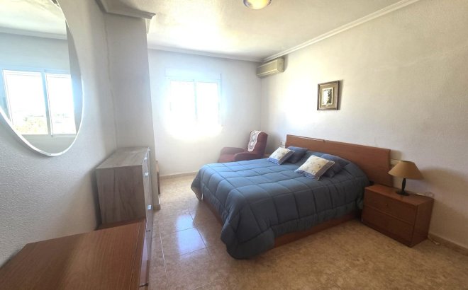 Resale - Apartment -
Torrevieja - Parque Las Naciones