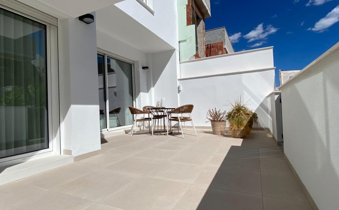 New Build - Bungalow -
Pilar de la Horadada - pueblo