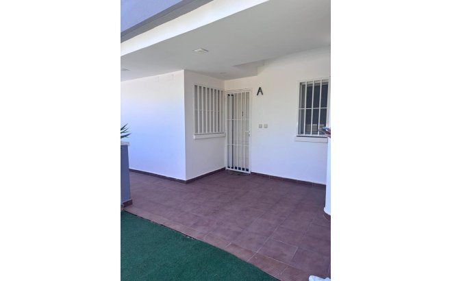 Resale - Apartment -
Villamartin - Costa Blanca