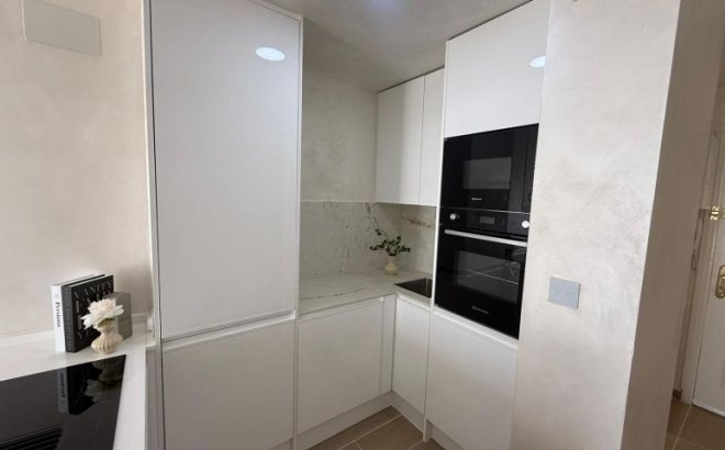 Resale - Apartment -
Torrevieja - Costa Blanca