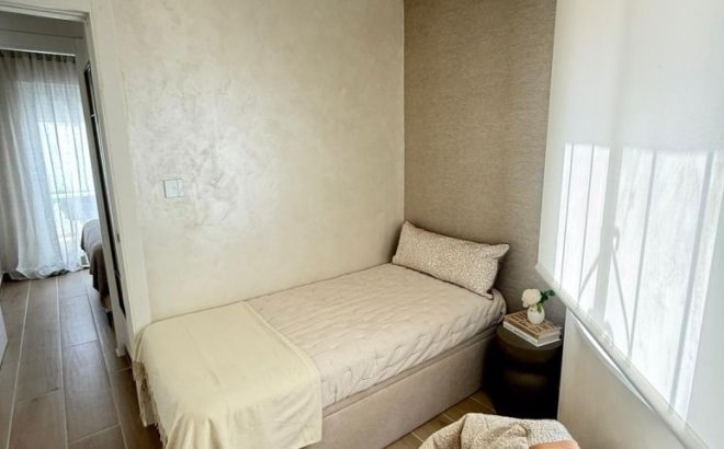 Resale - Apartment -
Torrevieja - Costa Blanca