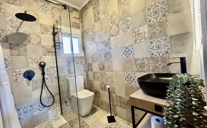 Resale - Villa -
La Zenia - Costa Blanca