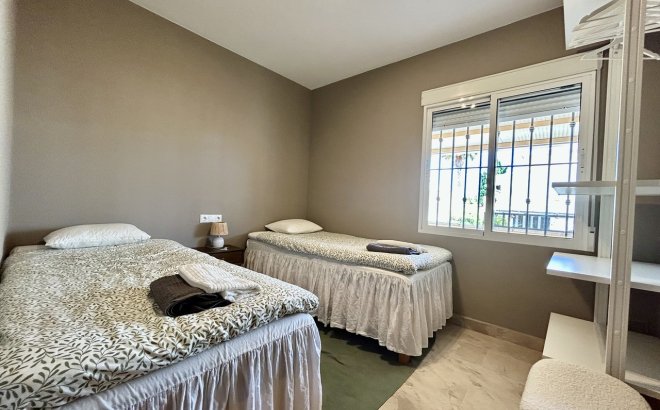 Resale - Villa -
La Zenia - Costa Blanca