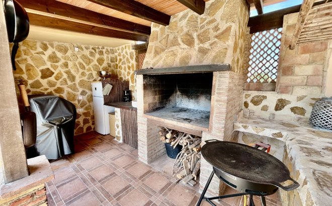 Resale - Villa -
La Zenia - Costa Blanca