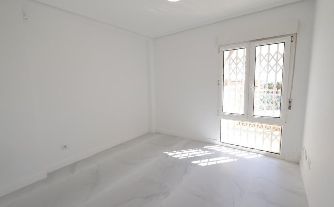 Resale - Penthouse -
Orihuela Costa - Costa Blanca