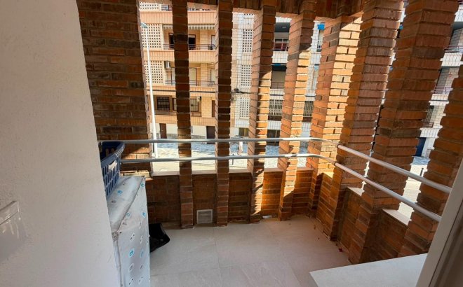 Resale - Apartment -
Torrevieja - Playa del Cura