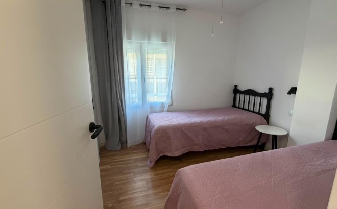 Resale - Apartment -
Torrevieja - Playa del Cura
