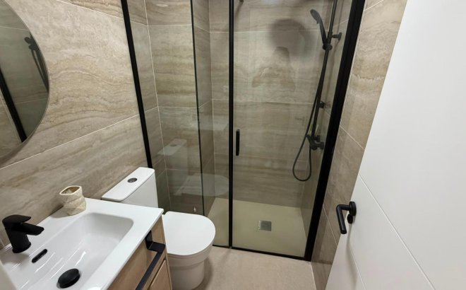 Resale - Apartment -
Torrevieja - Playa del Cura