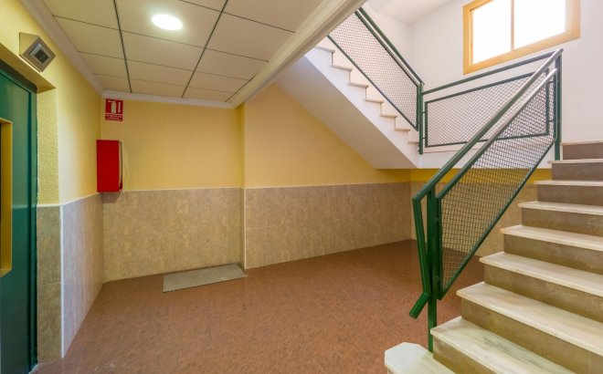 Revente - Appartement -
Torrevieja - Playa del Cura