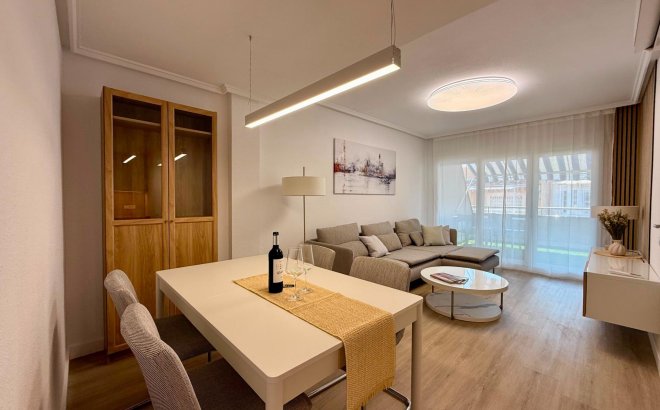 Resale - Penthouse -
Torrevieja - Habaneras