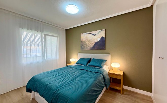 Resale - Penthouse -
Torrevieja - Habaneras