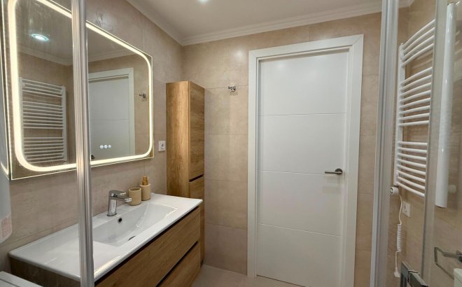 Resale - Penthouse -
Torrevieja - Habaneras