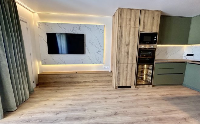 Resale - Apartment -
Torrevieja - Costa Blanca