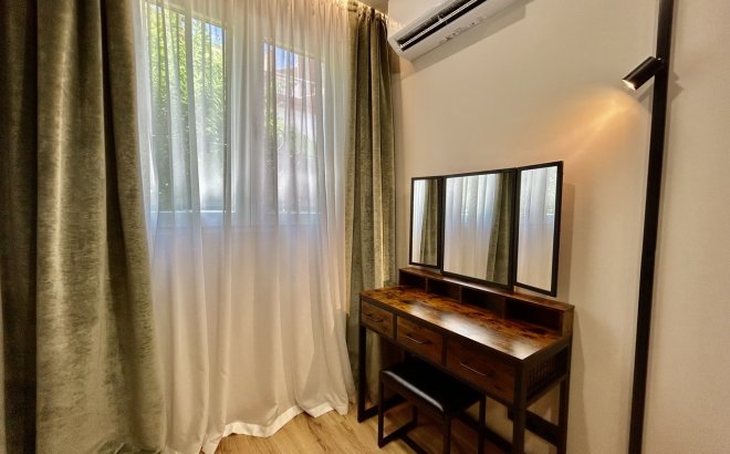 Resale - Apartment -
Torrevieja - Costa Blanca