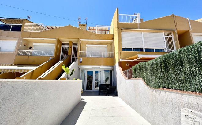 Resale - Apartment -
Torrevieja - Costa Blanca