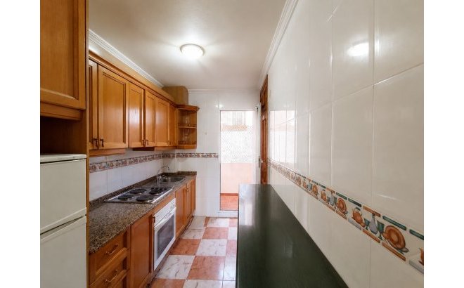 Resale - Apartment -
Villamartin - Costa Blanca