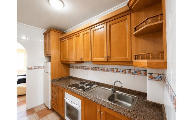 Resale - Apartment -
Villamartin - Costa Blanca