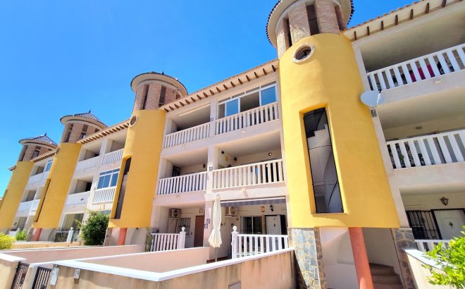 Resale - Apartment -
Villamartin - Costa Blanca
