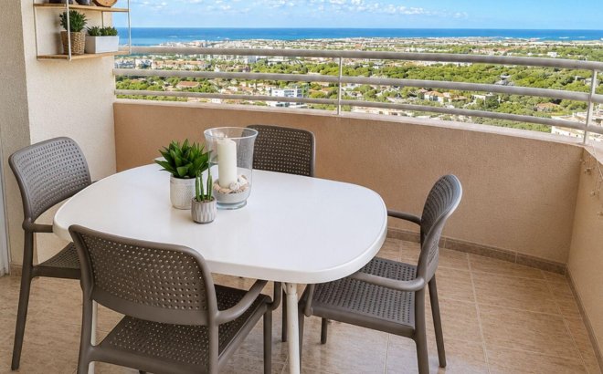 Resale - Apartment -
Orihuela Costa - Campoamor