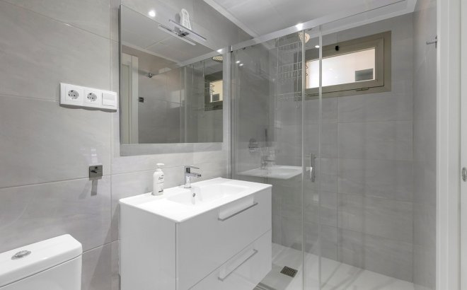 Revente - Appartement -
Orihuela Costa - Costa Blanca