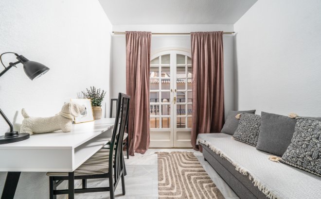 Resale - Apartment -
Torrevieja - Costa Blanca