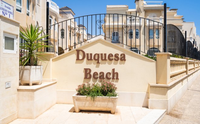 Resale - Apartment -
Torrevieja - Costa Blanca