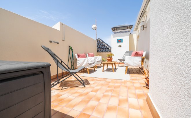 Resale - Apartment -
Torrevieja - Costa Blanca
