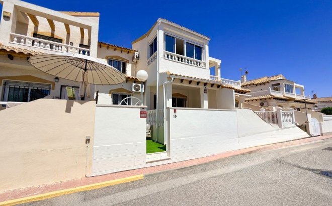 Revente - Town House -
Orihuela Costa - Costa Blanca