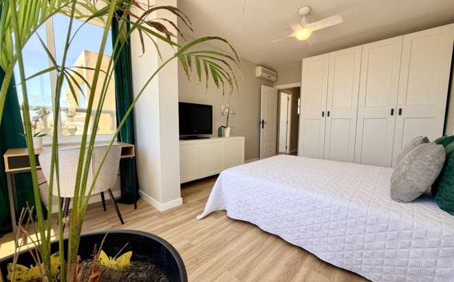 Resale - Town House -
Orihuela Costa - Costa Blanca