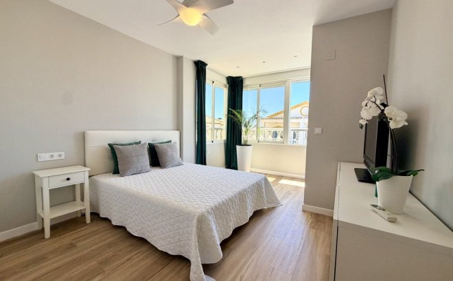 Resale - Town House -
Orihuela Costa - Costa Blanca