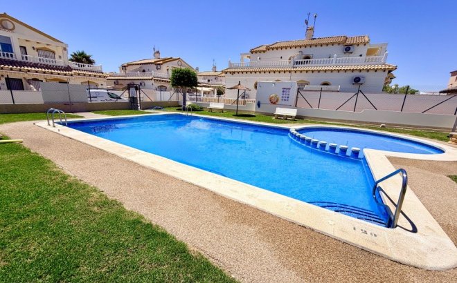 Resale - Town House -
Orihuela Costa - Costa Blanca