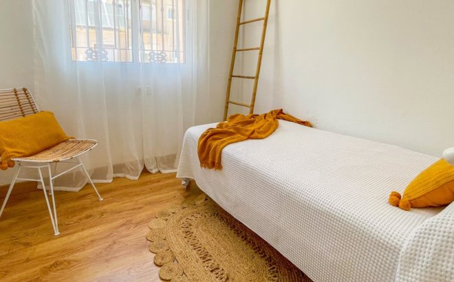 Resale - Town House -
Orihuela Costa - Costa Blanca