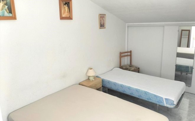 Resale - Bungalow -
Torrevieja - La Siesta - El Salado - Torreta