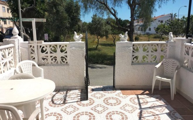 Resale - Bungalow -
Torrevieja - La Siesta - El Salado - Torreta