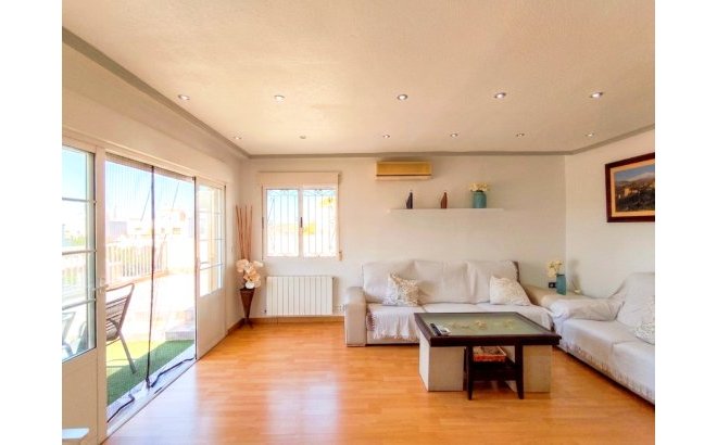 Resale - Town House -
Los Altos - Costa Blanca