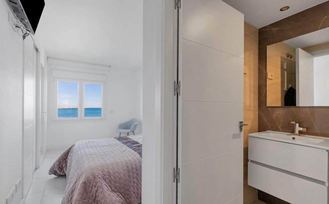 Resale - Apartment -
Torrevieja - Costa Blanca