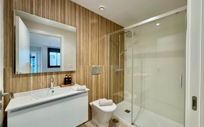 Revente - Appartement -
Torrevieja - Habaneras