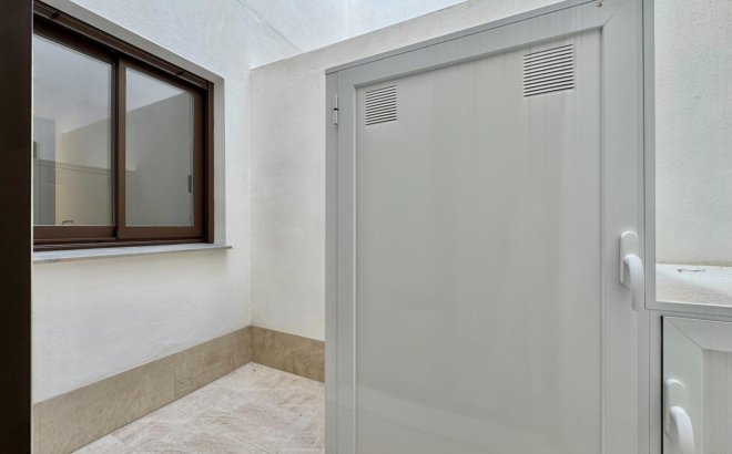 Revente - Appartement -
Torrevieja - Habaneras