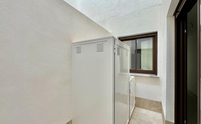 Revente - Appartement -
Torrevieja - Habaneras