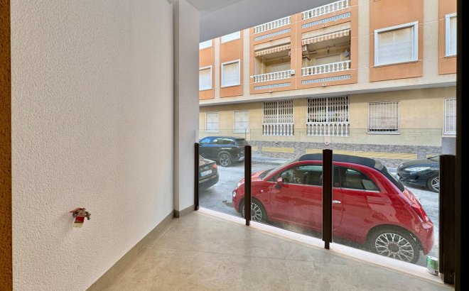Revente - Appartement -
Torrevieja - Habaneras