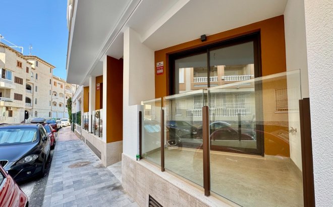 Revente - Appartement -
Torrevieja - Habaneras