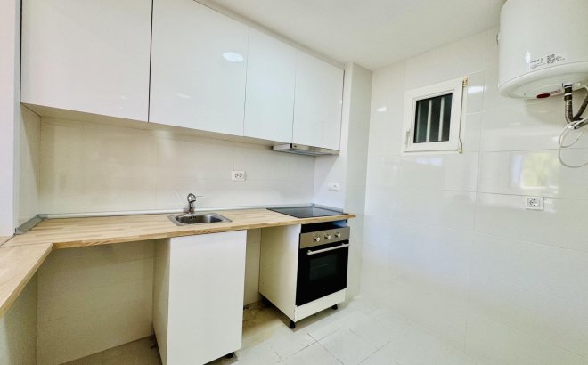 Resale - Apartment -
Orihuela Costa - Altos De Campoamor