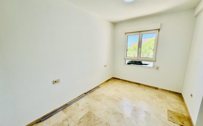 Resale - Apartment -
Orihuela Costa - Altos De Campoamor