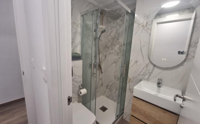 Resale - Apartment -
Torrevieja - Estacion De Autobuses