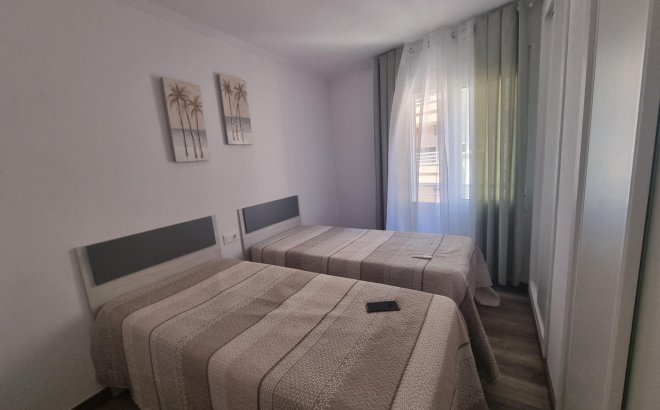 Resale - Apartment -
Torrevieja - Estacion De Autobuses